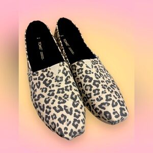 Like New Leopard Toms (Size 12)